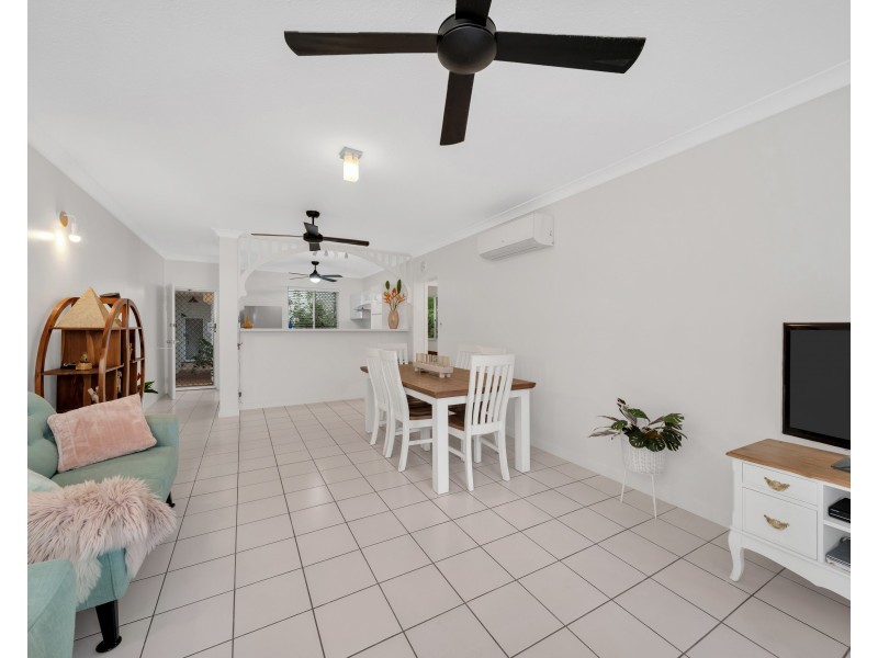 3/158-160 McLeod Street, Cairns North QLD 4870