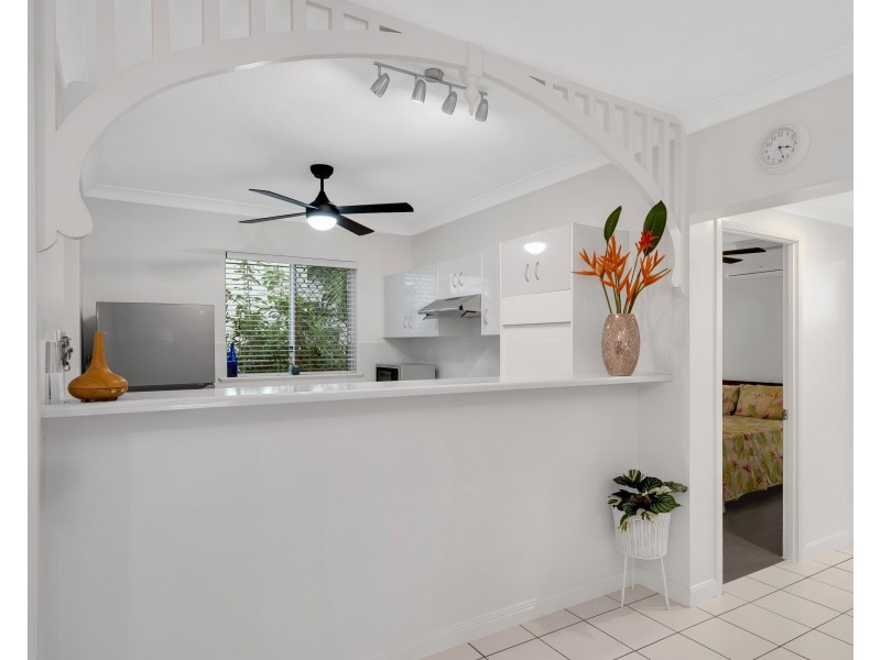 3/158-160 McLeod Street, Cairns North QLD 4870