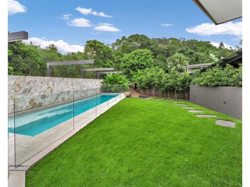20 Bel-Air Drive, Whitfield QLD 4870