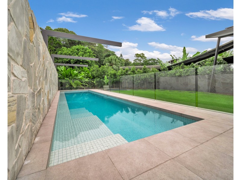 20 Bel-Air Drive, Whitfield QLD 4870