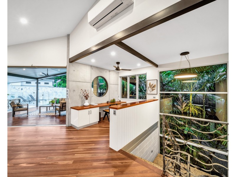 20 Bel-Air Drive, Whitfield QLD 4870