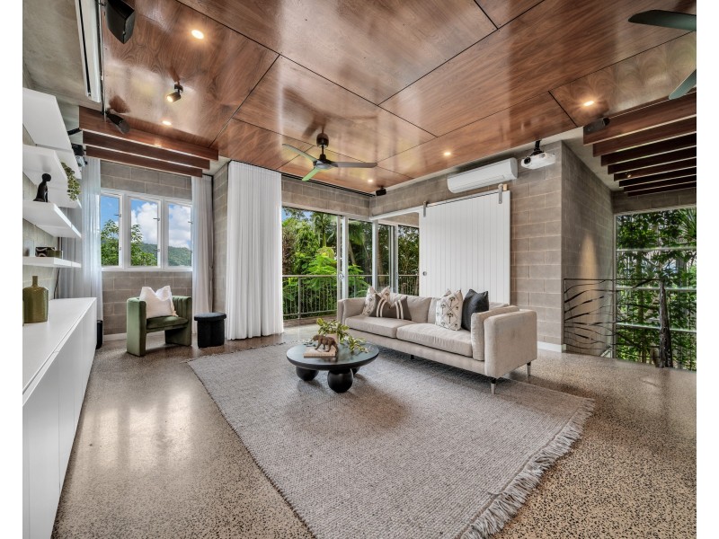 20 Bel-Air Drive, Whitfield QLD 4870