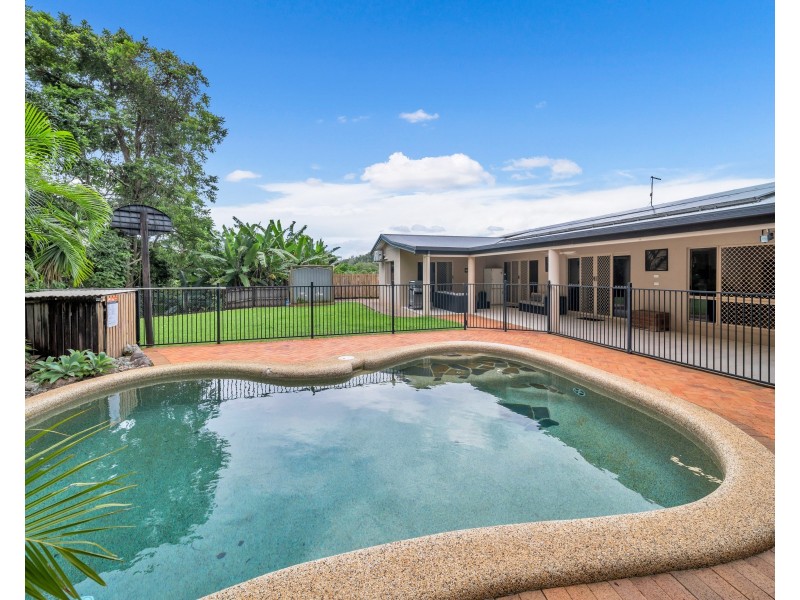 12 Delaney Close, Kanimbla QLD 4870