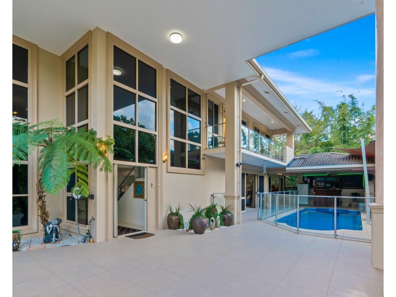 35 Chirio Drive, Redlynch QLD 4870