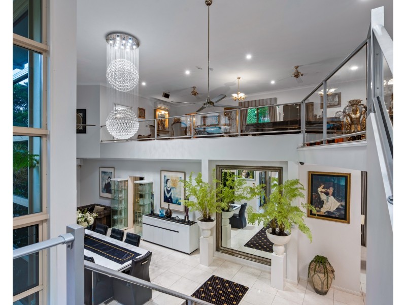 35 Chirio Drive, Redlynch QLD 4870