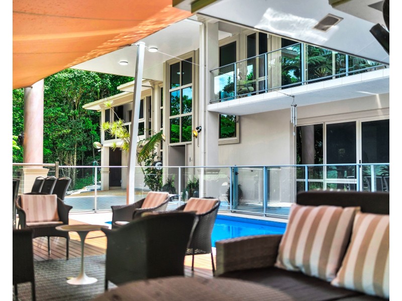 35 Chirio Drive, Redlynch QLD 4870