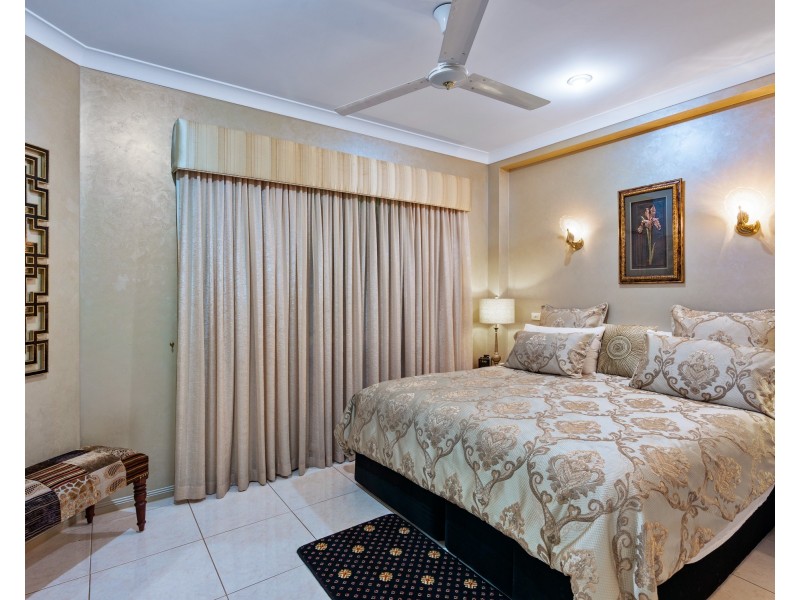 35 Chirio Drive, Redlynch QLD 4870