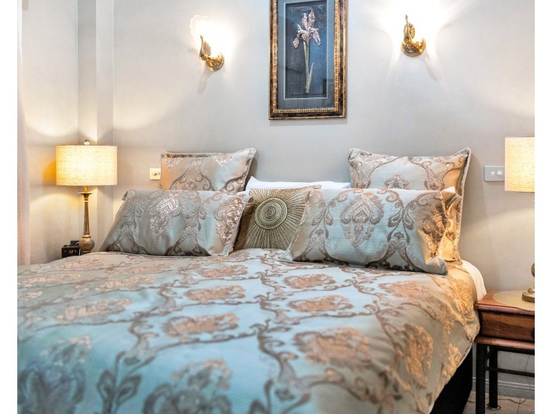 35 Chirio Drive, Redlynch QLD 4870