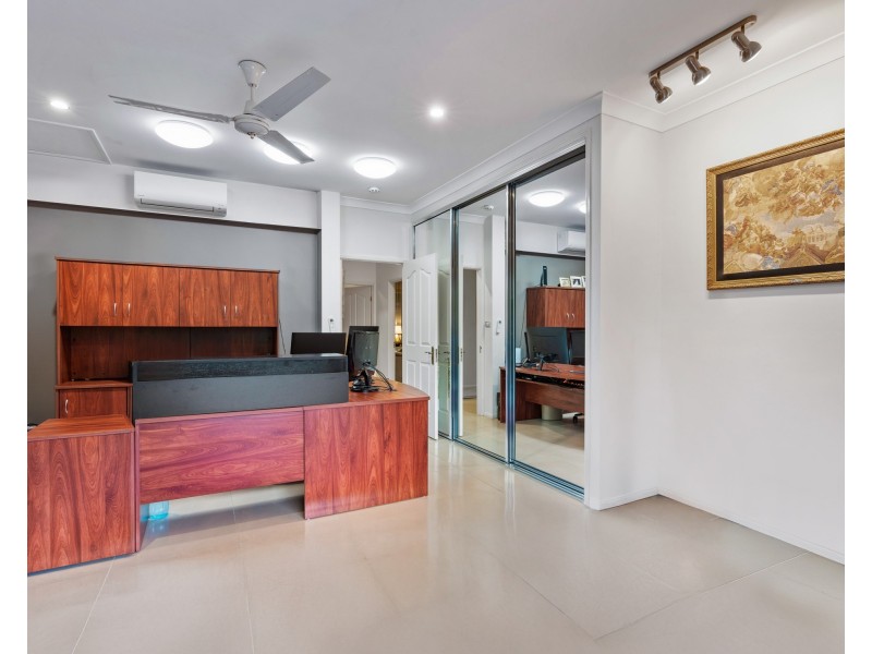 35 Chirio Drive, Redlynch QLD 4870