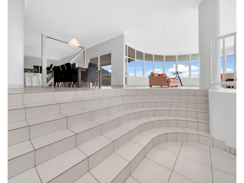 5 Marcus Close, Mooroobool QLD 4870
