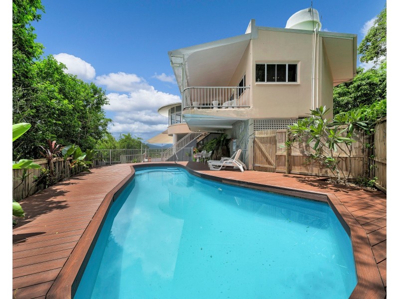 5 Marcus Close, Mooroobool QLD 4870