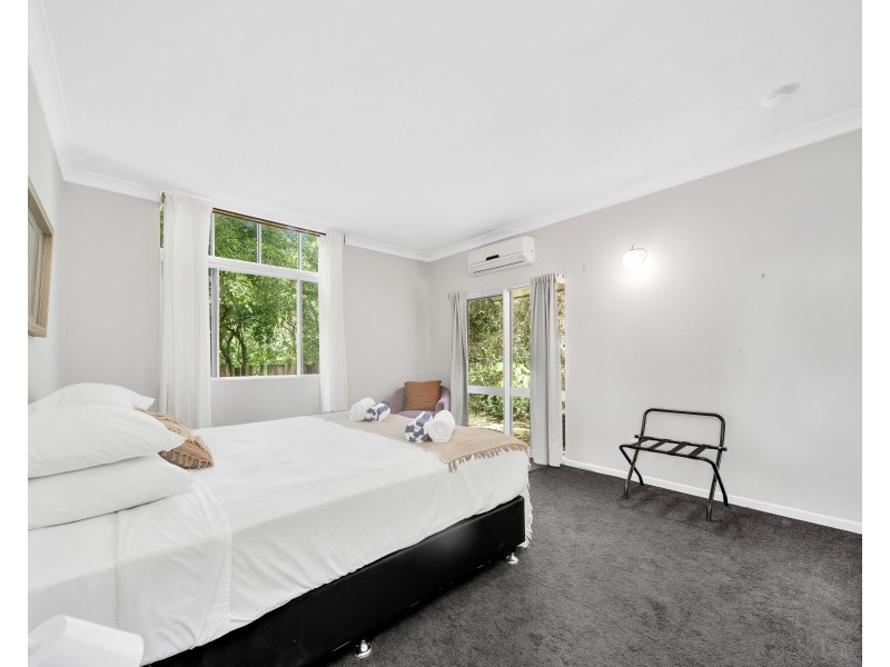5 Marcus Close, Mooroobool QLD 4870