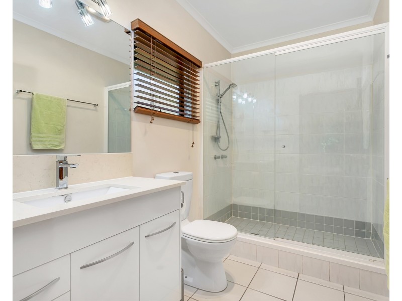 300 Toogood Road, Bayview Heights QLD 4868