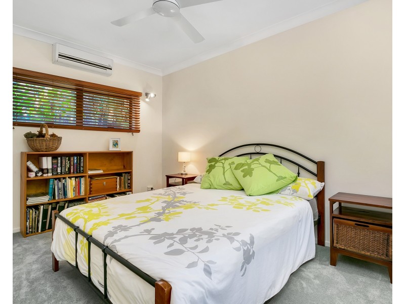 300 Toogood Road, Bayview Heights QLD 4868