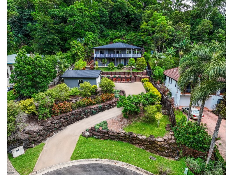 10 Grace Close, Whitfield QLD 4870