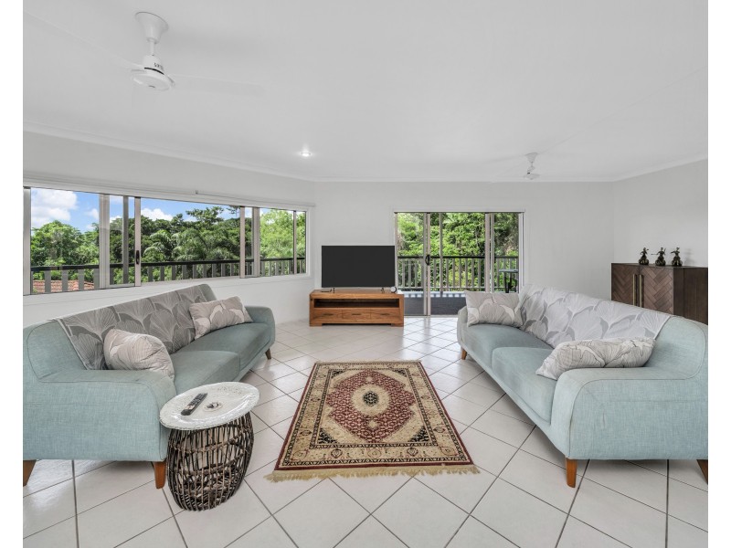 10 Grace Close, Whitfield QLD 4870