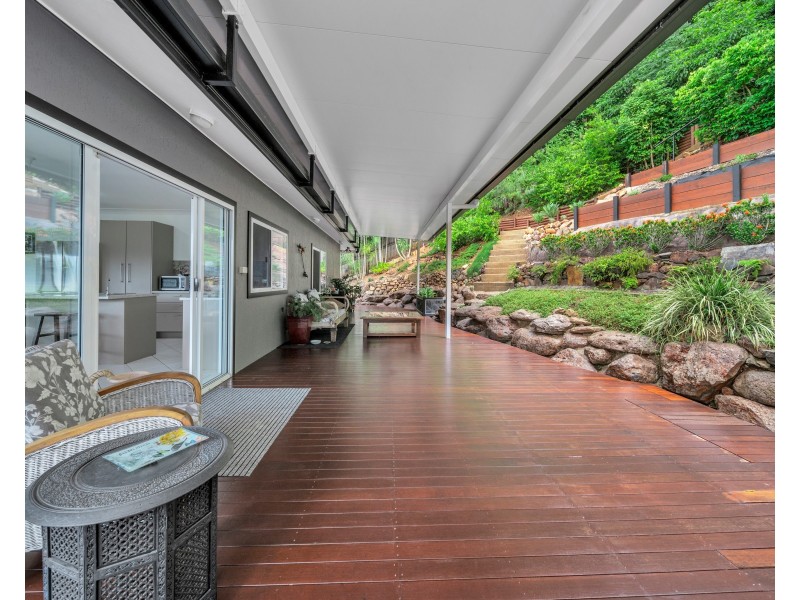 10 Grace Close, Whitfield QLD 4870