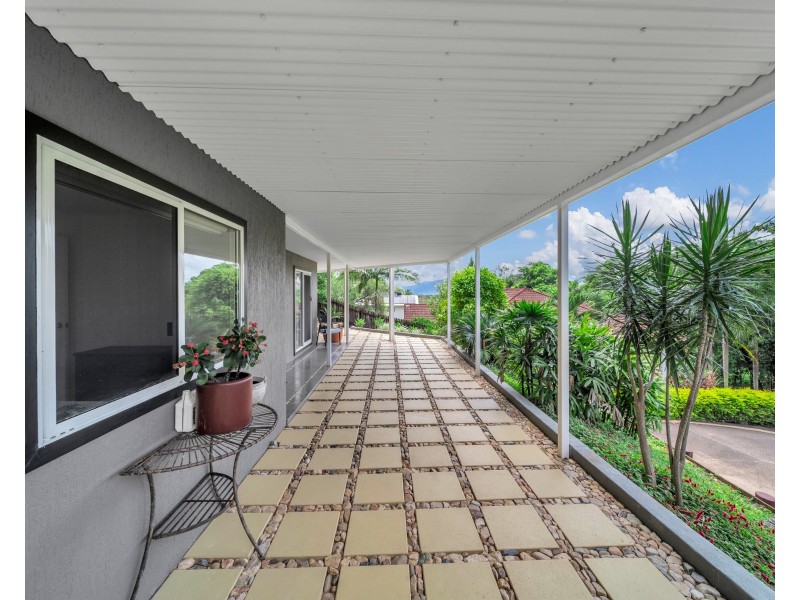 10 Grace Close, Whitfield QLD 4870