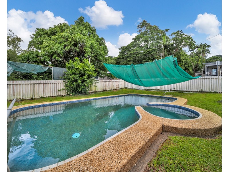 10 Carmen Street, Earlville QLD 4870