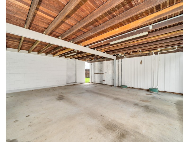 56 Moody Street, Manoora QLD 4870