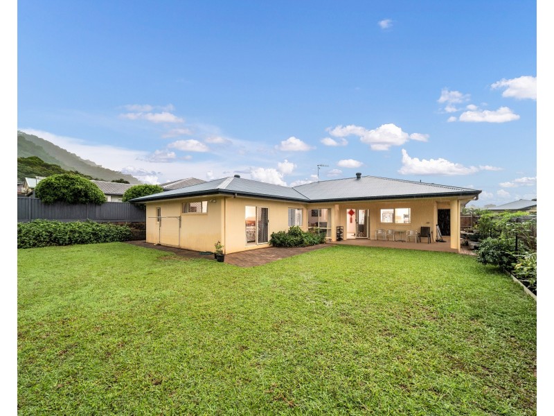 11 Sweetlip Close, Kanimbla QLD 4870