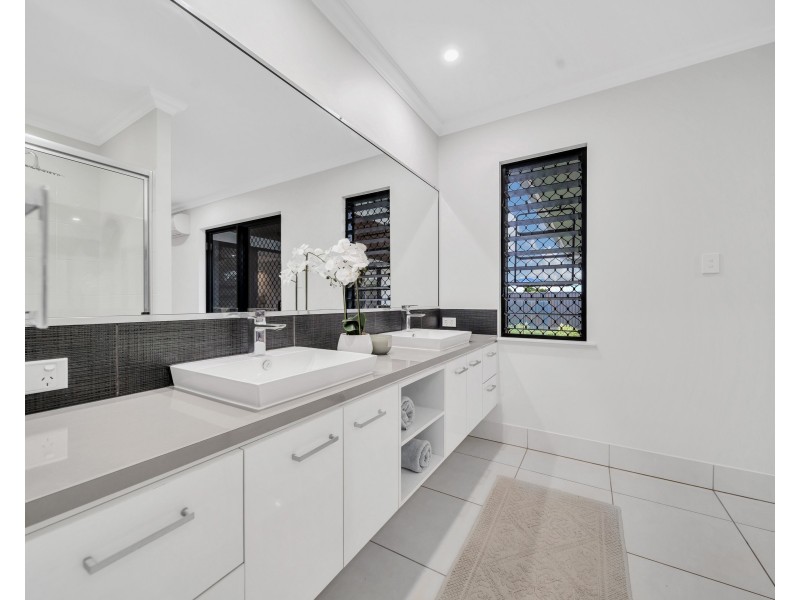 16 Leighton Crescent, Gordonvale QLD 4865