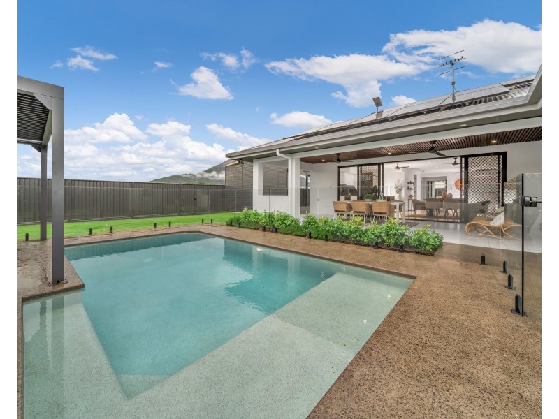 16 Leighton Crescent, Gordonvale QLD 4865