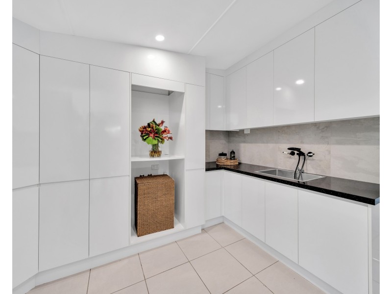 2 Vandeleur Street, Earlville QLD 4870