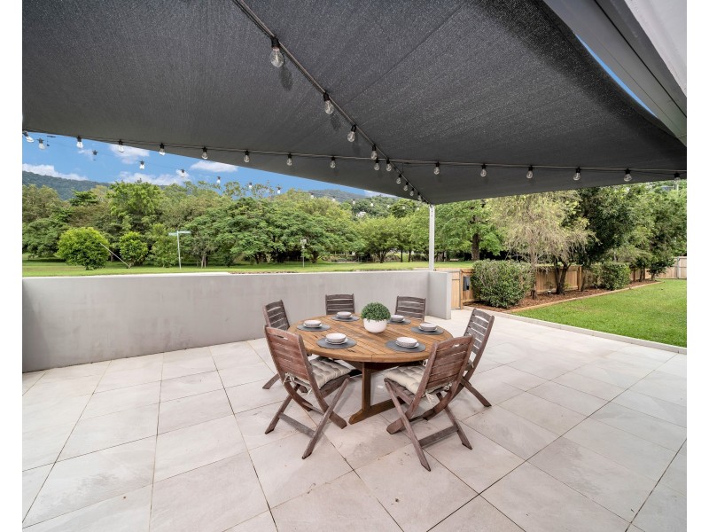 2 Vandeleur Street, Earlville QLD 4870