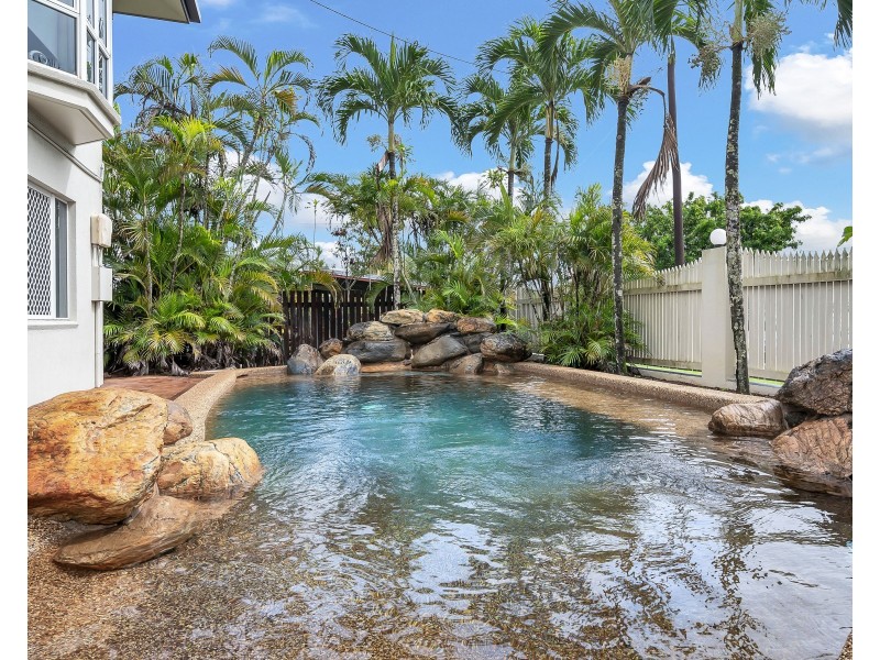 3/115 Buchan Street, Bungalow QLD 4870