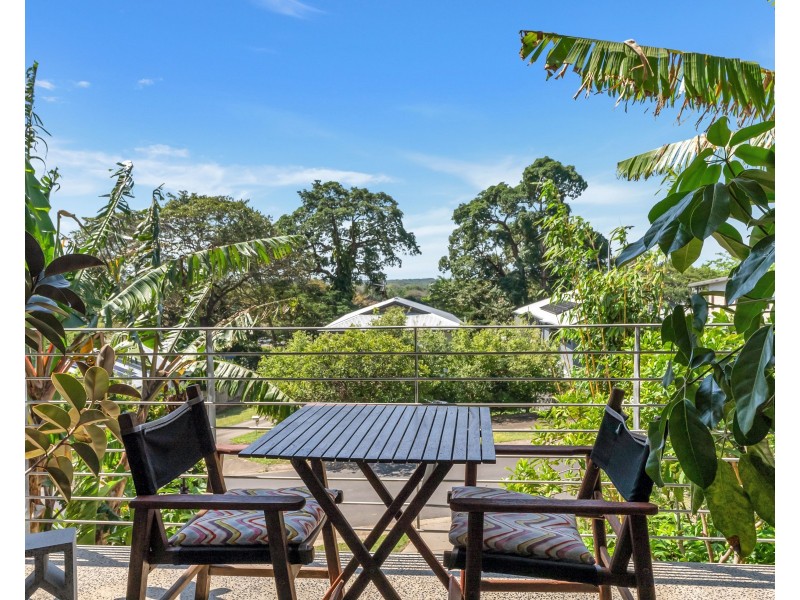 11 Diamond Close, Stratford QLD 4870