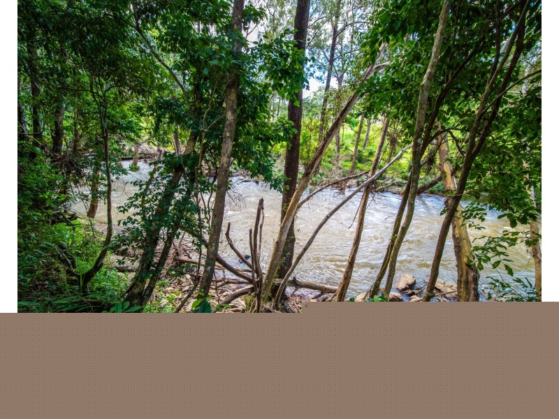 8 Barklya Close, Kamerunga QLD 4870