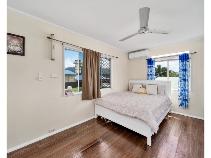 20 Grogan Street, Westcourt QLD 4870