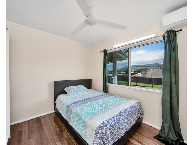 20 Grogan Street, Westcourt QLD 4870