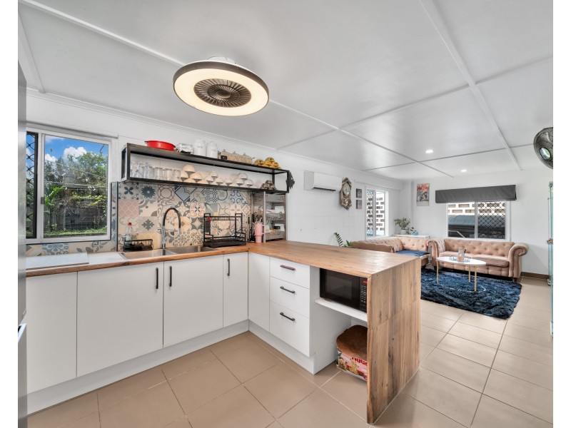 20 Grogan Street, Westcourt QLD 4870