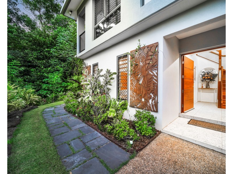 9 Douglas Track Road, Kamerunga QLD 4870