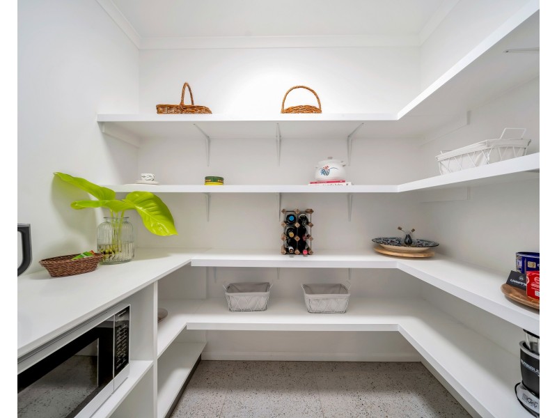 9 Douglas Track Road, Kamerunga QLD 4870