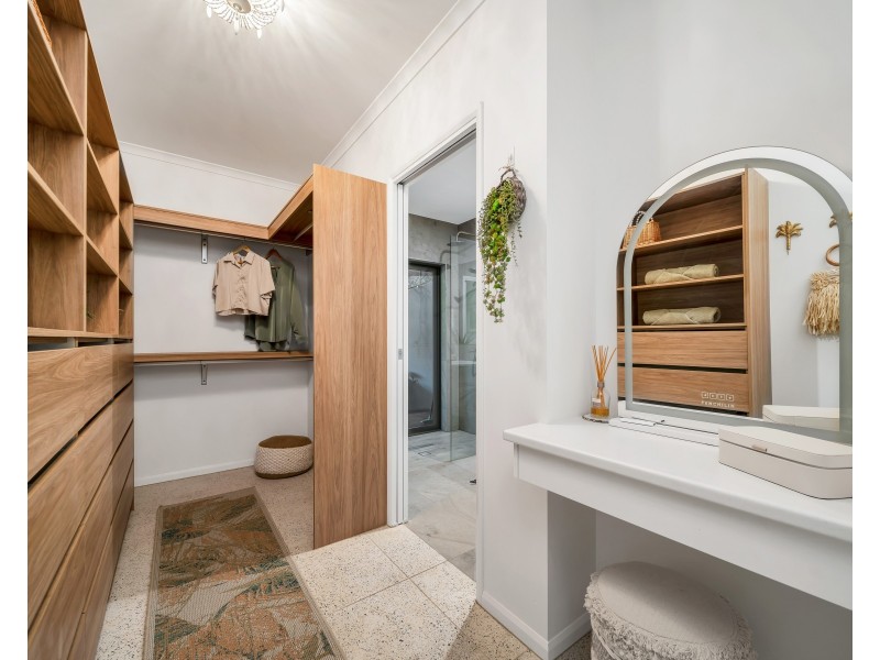 9 Douglas Track Road, Kamerunga QLD 4870