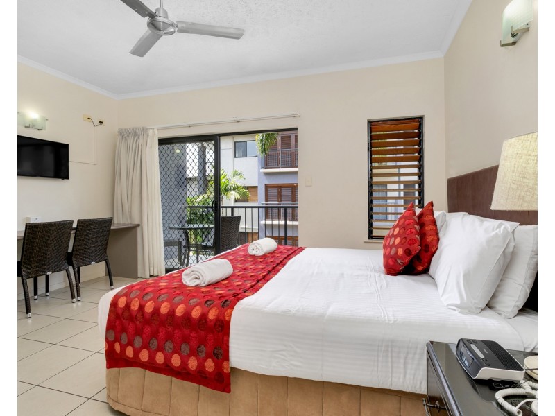 13/5-7 Water Street, Cairns City QLD 4870