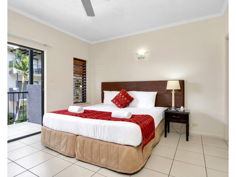 13/5-7 Water Street, Cairns City QLD 4870