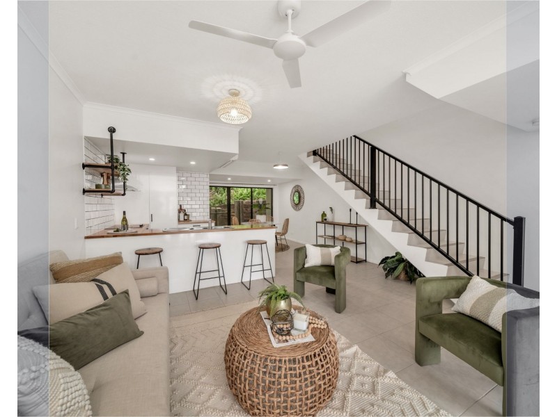 406/11-15 Charlekata Close, Freshwater QLD 4870