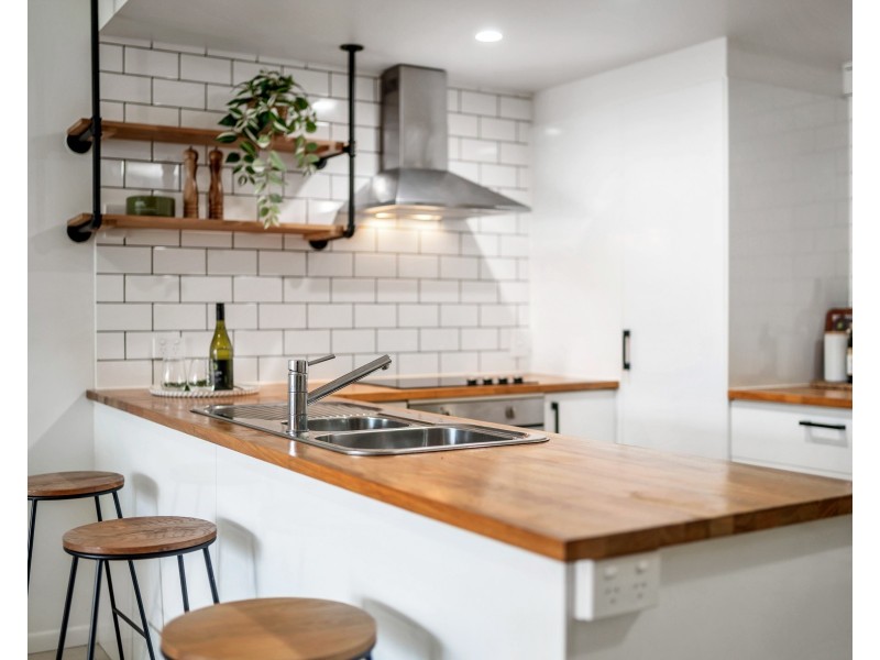 406/11-15 Charlekata Close, Freshwater QLD 4870