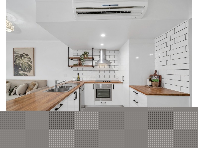 406/11-15 Charlekata Close, Freshwater QLD 4870