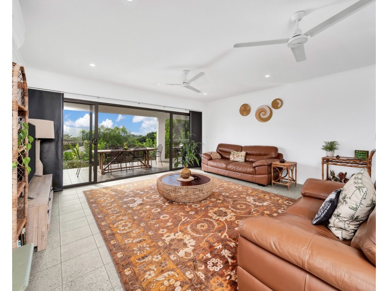 40 Sunbird Drive, Woree QLD 4868