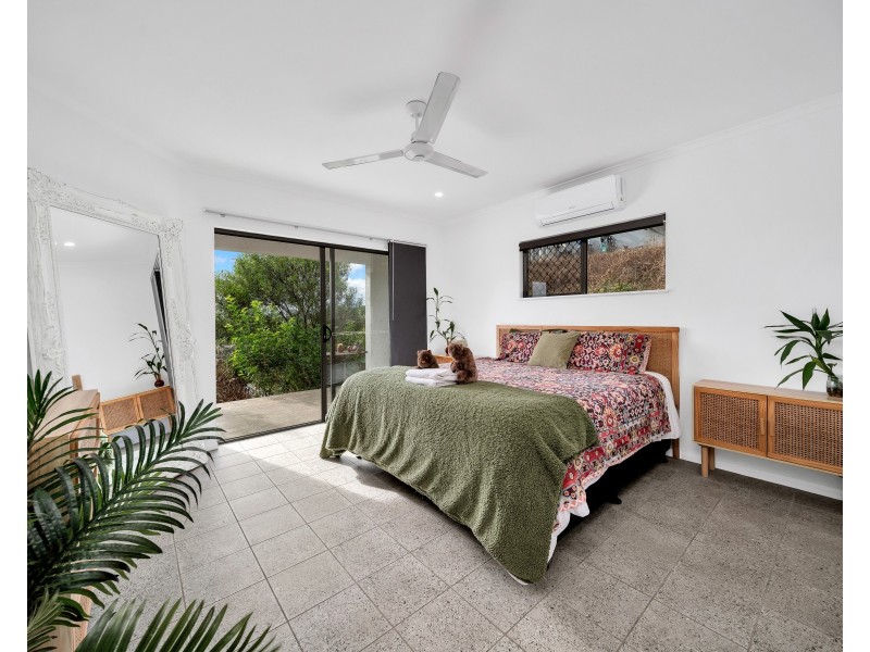 40 Sunbird Drive, Woree QLD 4868