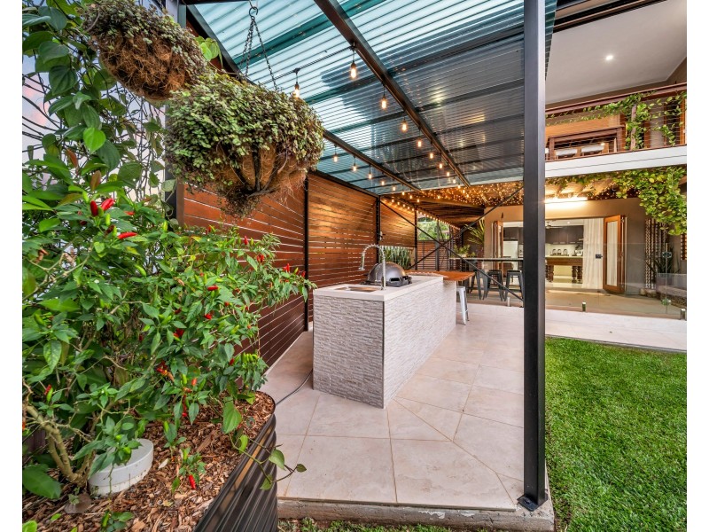 6 Cygnet Close, Mount Sheridan QLD 4868