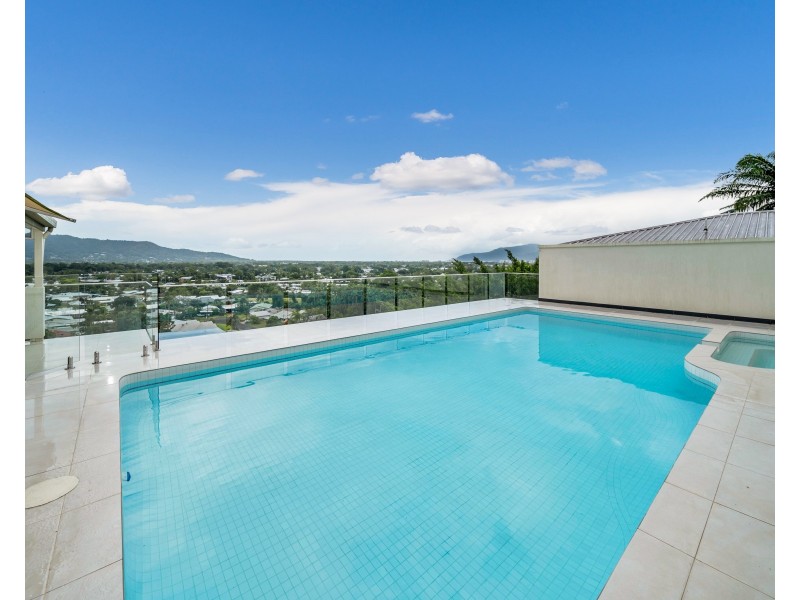 58 Koppen Terrace, Mooroobool QLD 4870