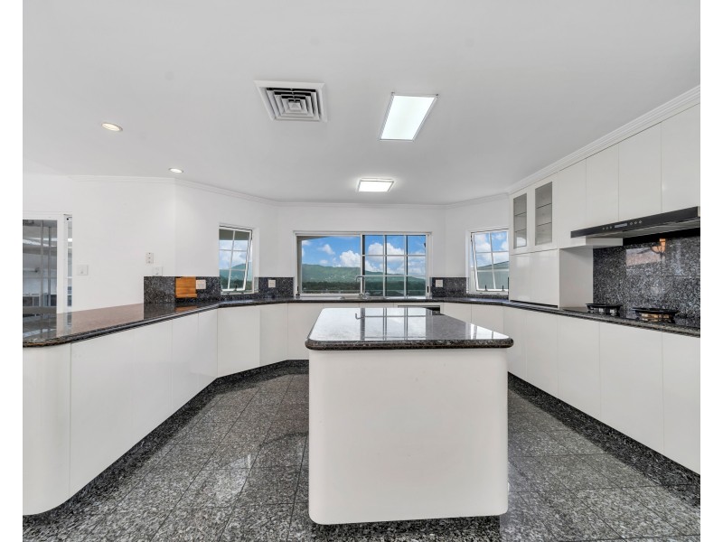 58 Koppen Terrace, Mooroobool QLD 4870