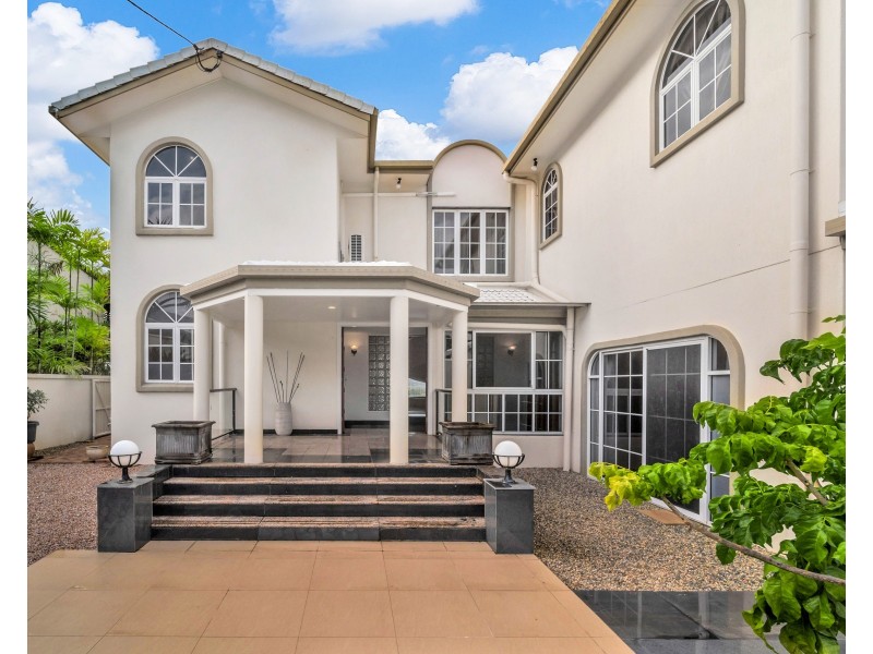 58 Koppen Terrace, Mooroobool QLD 4870