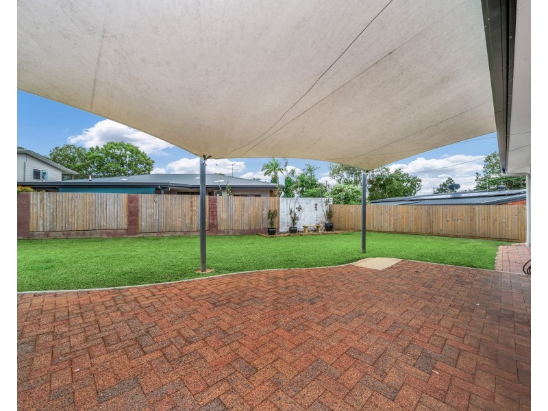 21 Kestrel Street, Bayview Heights QLD 4868